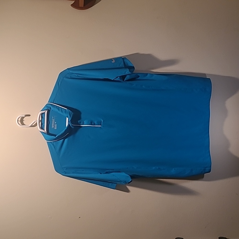 Nike Dri-Fit  XL Beautiful blue colors